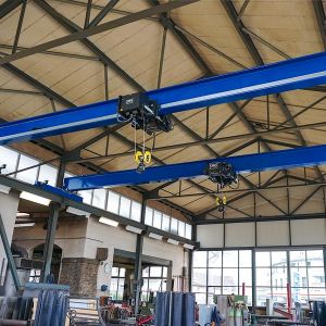 �ۿ������S�ͼ��b����\�����O��  lifting equipents for port,shipyard,container ha ...